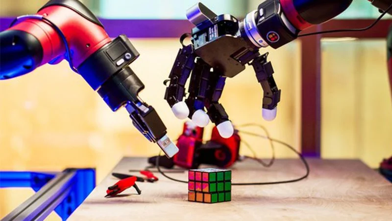 Facebook bierze się za szkolenie robotów – wszystko dla usprawnienia sztucznej inteligencji