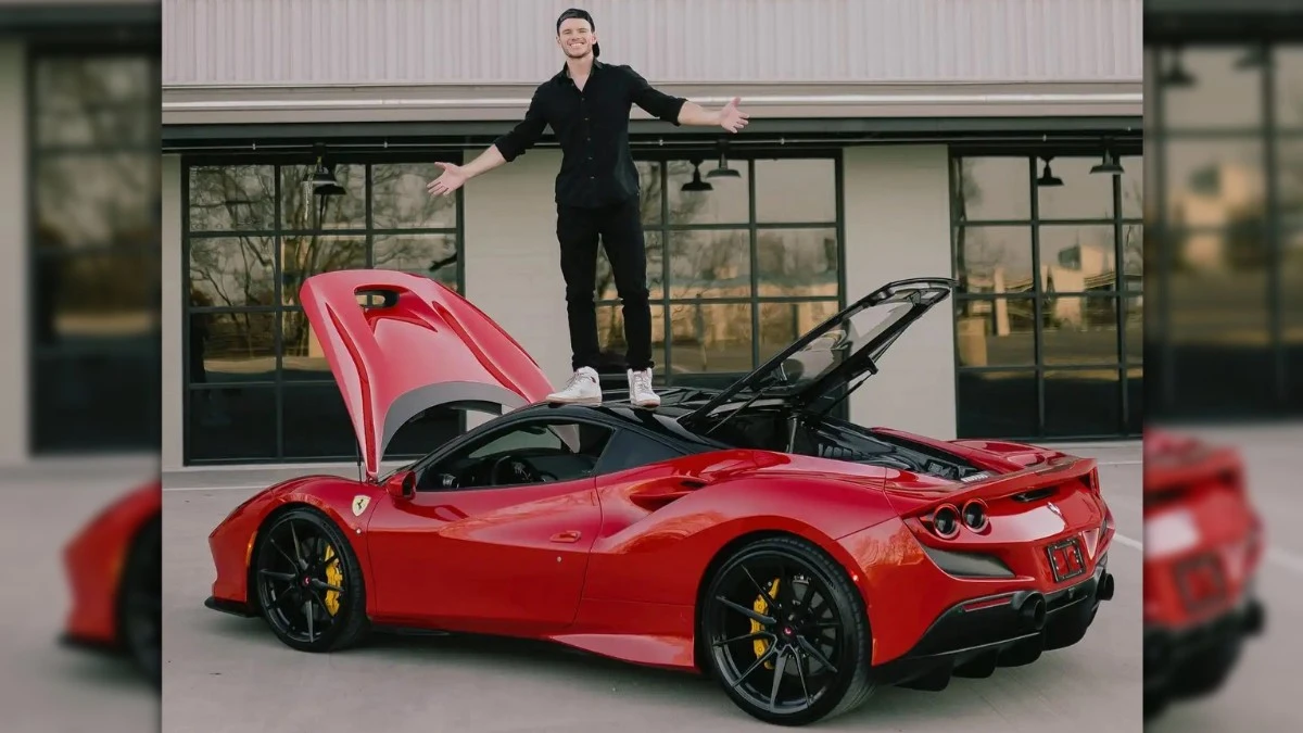 YouTuber kupił Ferrari F8 Tributo, by zniszczyć je na oczach widzów