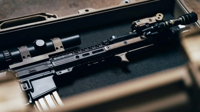 Izrael wdraża AI do wojska. Nikt nie kontroluje tej technologii