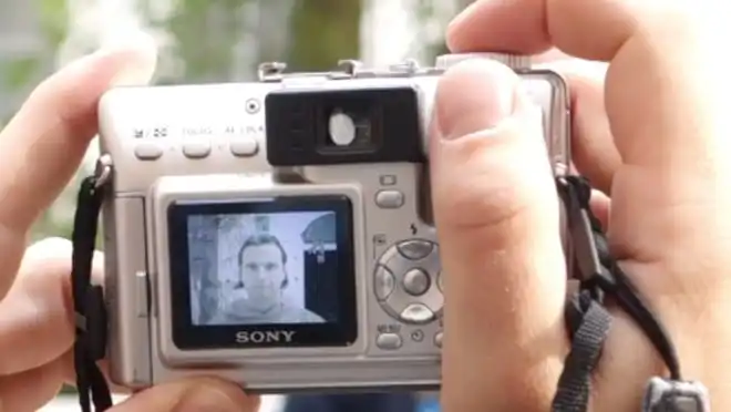 W ten prosty sposób oszukasz skaner tęczówki oka w Galaxy S8