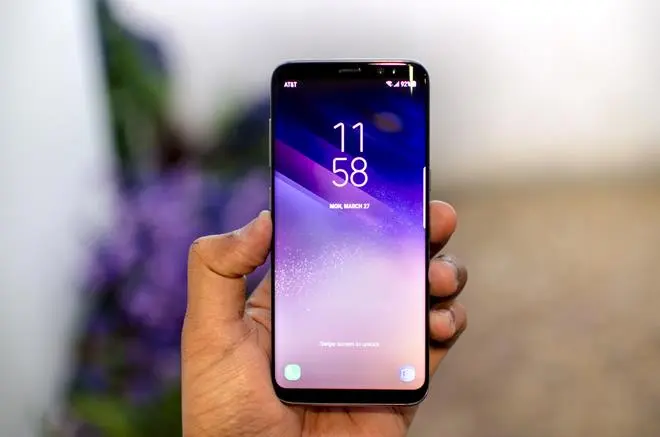 Posiadacze Galaxy S8 skarżą się na problemy z wyświetlaczem