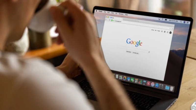 Google zwolniło inżyniera, który twierdził, że SI zyskała samoświadomość