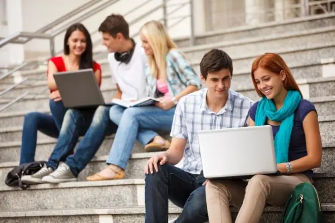 Jedna czwarta hotspotów na świecie nie jest poprawnie zabezpieczona