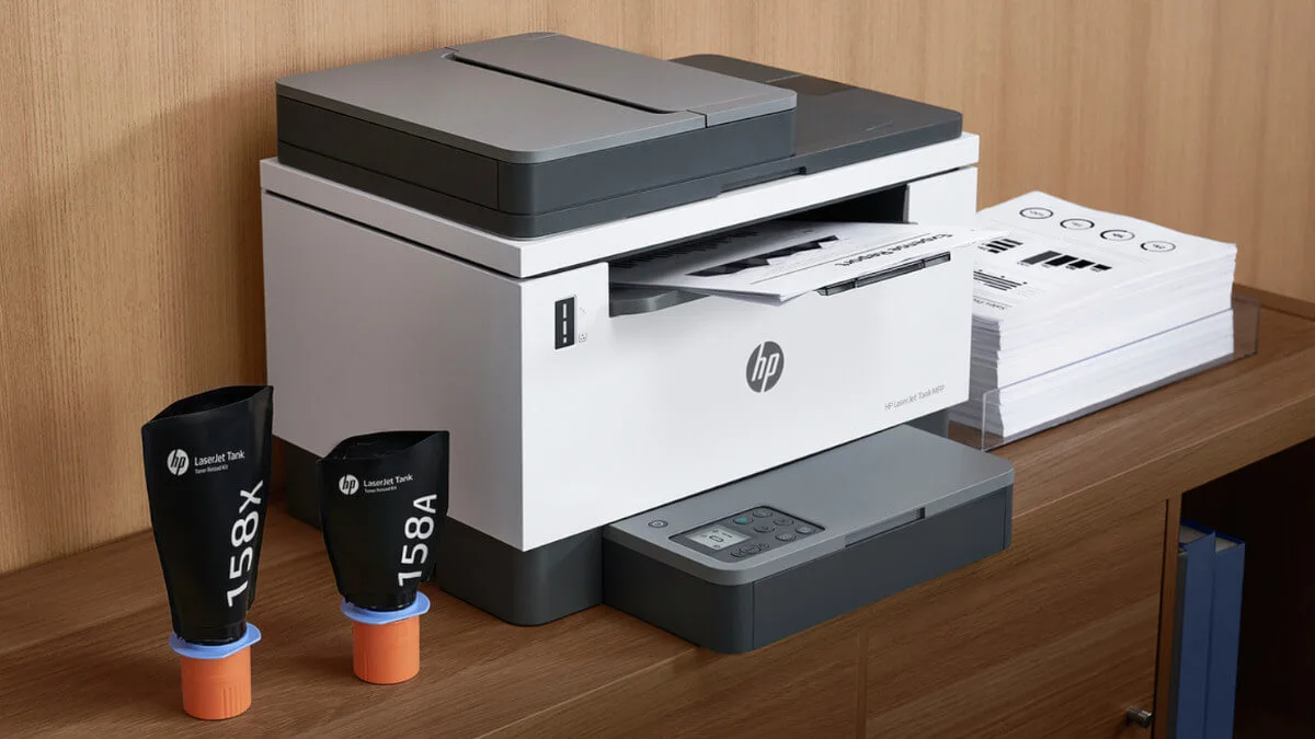 Dopełniaj zbiornik na toner i zniweluj koszty druku z HP LaserJet Tank MFP 2600s