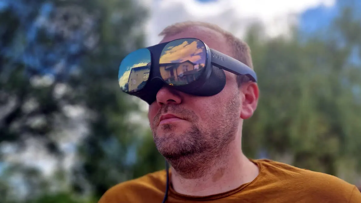 Recenzja HTC Vive Flow. Miniaturowy i lekki VR, który nie potrzebuje komputera ani telefonu