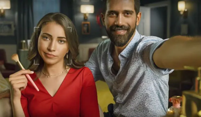 Ups! Rzekome zdjęcie z Huawei Nova 3 zostało zrobione… lustrzanką