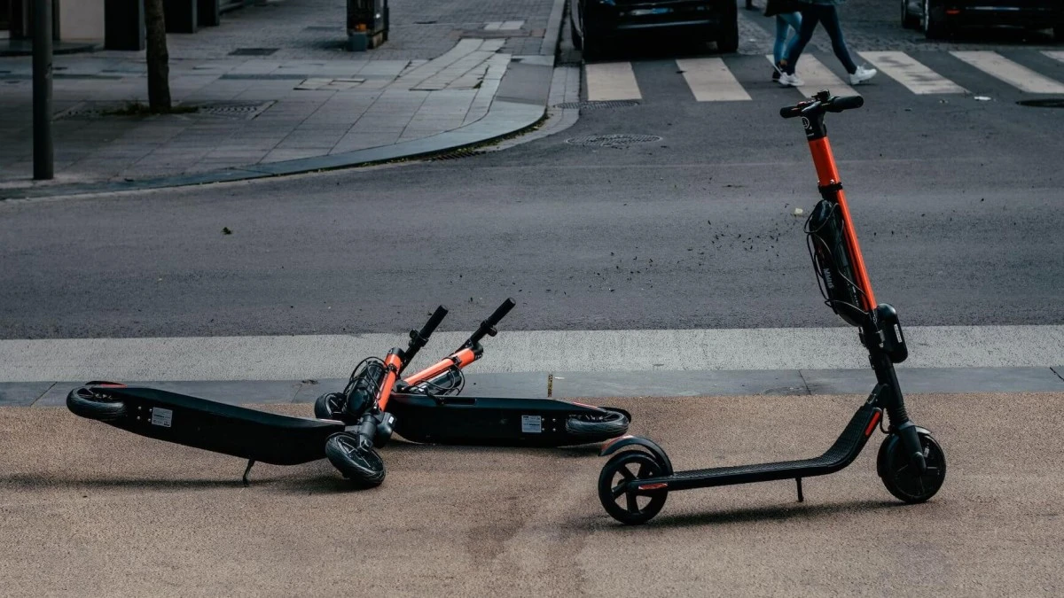 Wiedeń zrobił porządek z hulajnogami elektrycznymi. Czas na polskie miasta?