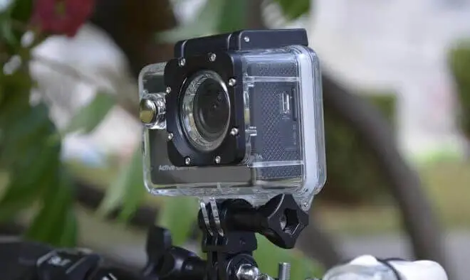 Kamera sportowa HYKKER Active Cam HD od jutra w Biedronce. Test już u nas!