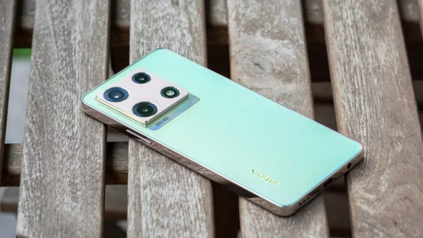 Infinix Note 30 Pro – recenzja. Niedrogi smartfon z ładowaniem indukcyjnym