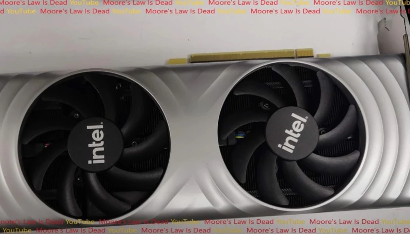 Karty graficzne dla graczy Intel Arc na zdjęciach i renderach