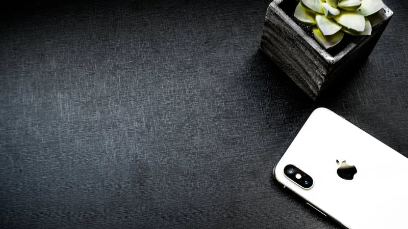 Nowy wyciek szczegółów dotyczących iPhone 11 sugeruje, że Apple może zdecydować się na nowy układ aparatu