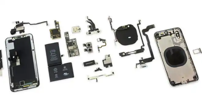 iPhone X rozebrany do rosołu. Posiada dwie baterie!