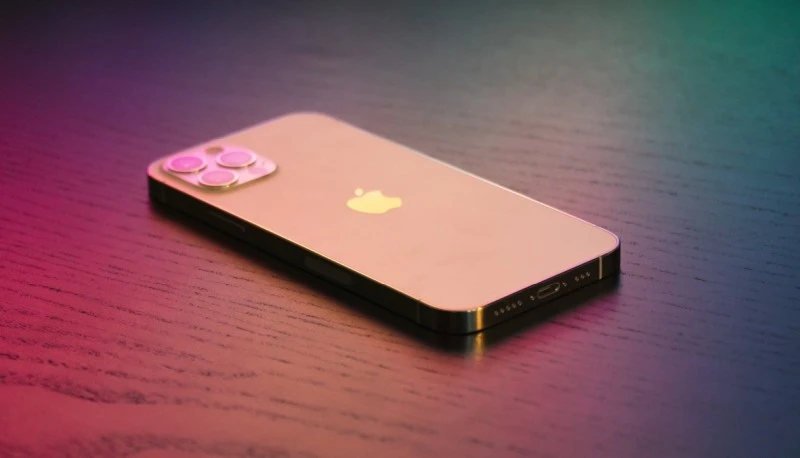 iPhone X z portem USB-C sprzedany za gigantyczne pieniądze