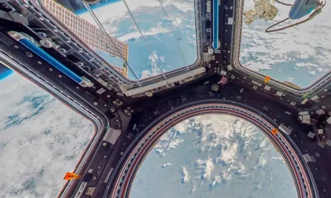 Uff, astronautów z Międzynarodowej Stacji Kosmicznej raczej nie zabiją superbakterie