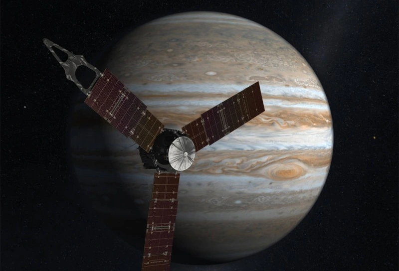 Sonda Juno uchwyciła ogromny cień rzucony na Jowisza