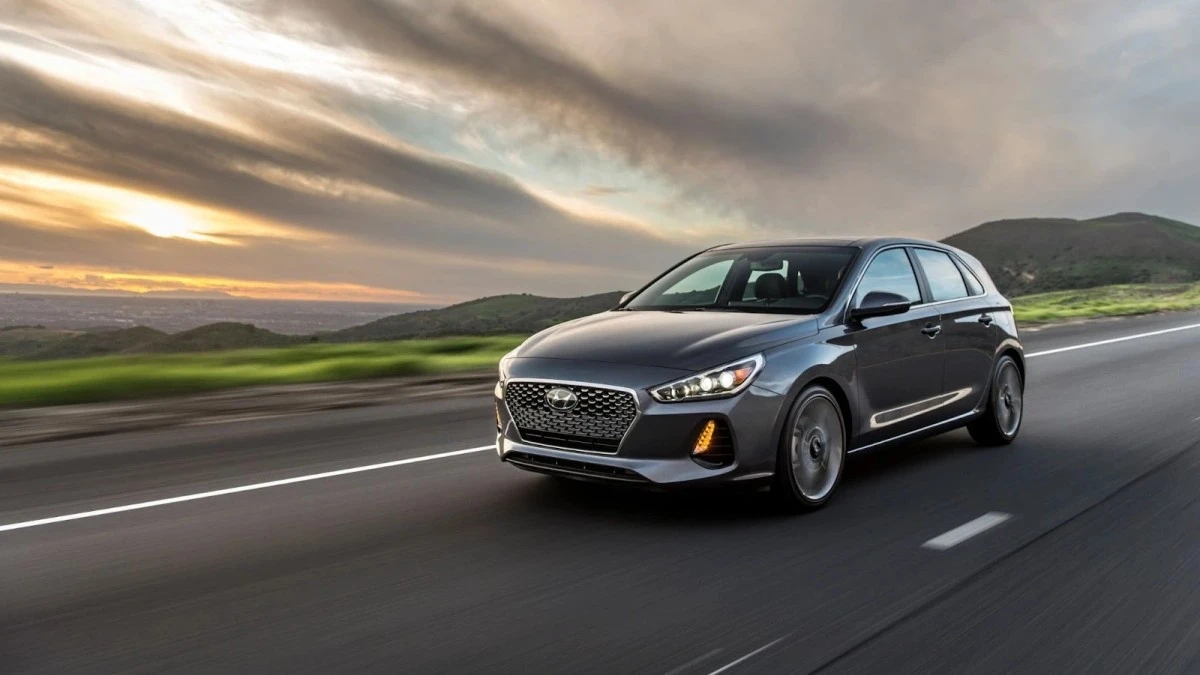 Kradzież na USB. Ubezpieczyciele nie chcą dawać polis na auta Kia i Hyundai