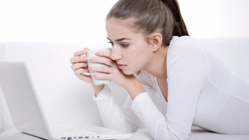 Skąd pochodzą odbiorcy polskich stron WWW? Tylko niecałe 3/4 z Polski