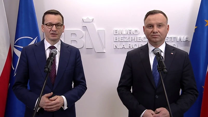 Rząd chce zmusić Polaków do instalacji aplikacji „Kwarantanna domowa”. Apka to bubel