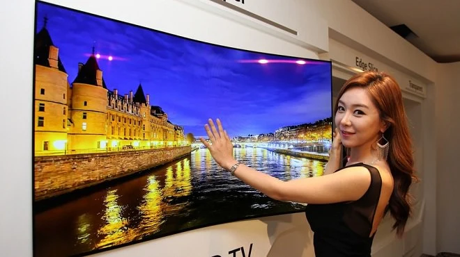 LG inwestuje w produkcję paneli OLED