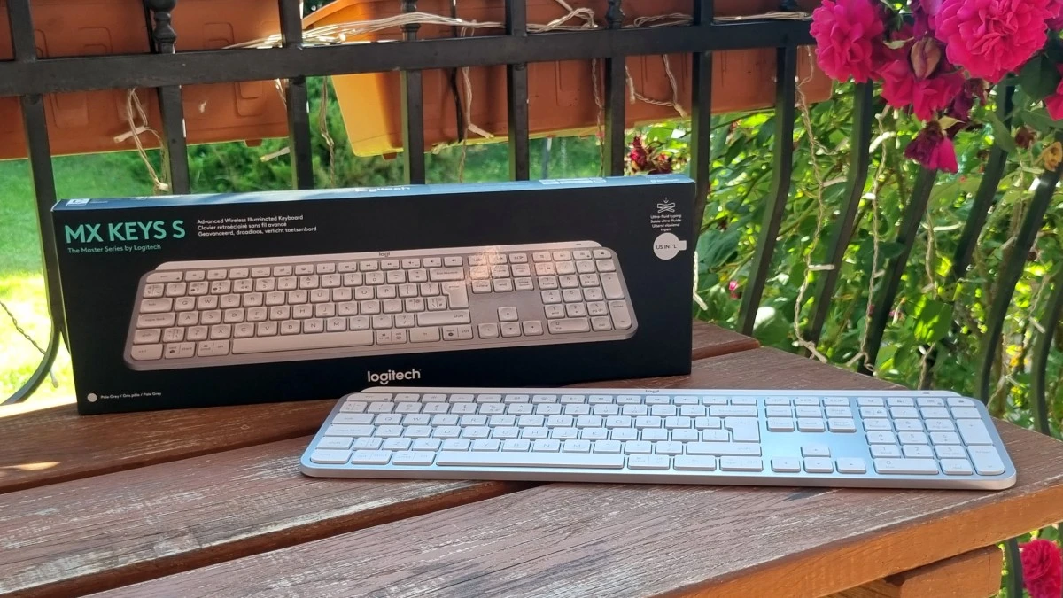 Logitech MX Keys S – recenzja. Świetna biurowa klawiatura w odświeżonym wydaniu