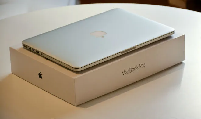 Z tym MacBookiem nie wsiądziesz do samolotu. Pojawił się oficjalny zakaz