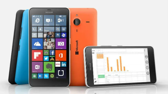 Prototyp smartfona Microsoftu ma drugi ekran. I to nie byle jaki