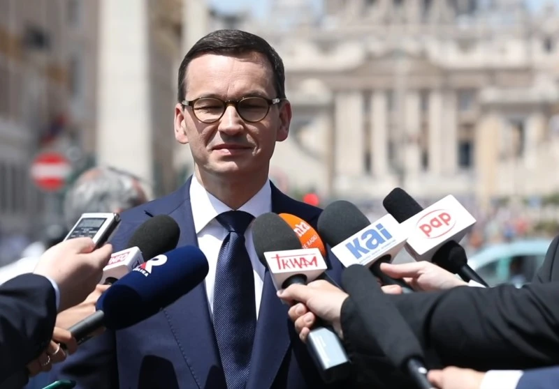 Premier Polski: „Polska liderem elektromobilności i nowych technologii”. Serio?