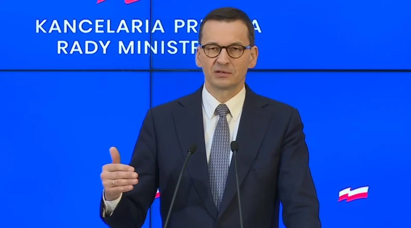 Rząd decyzją Morawieckiego w tajemnicy namierza smartfony Polaków!