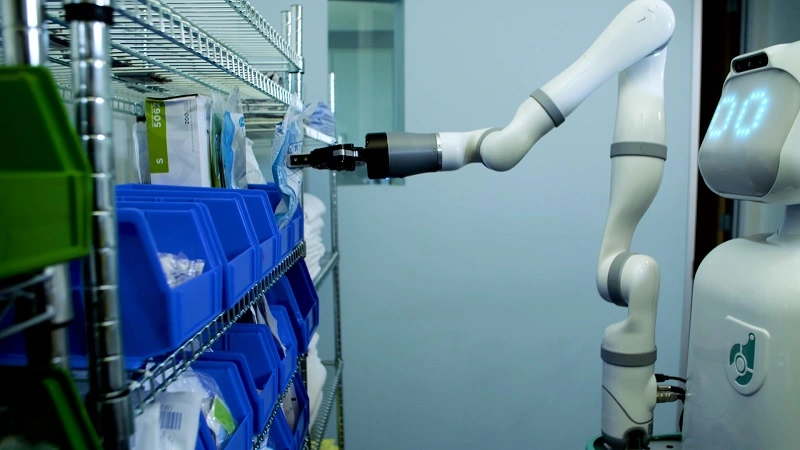 Za mało pielęgniarek? Spokojnie, mamy roboty