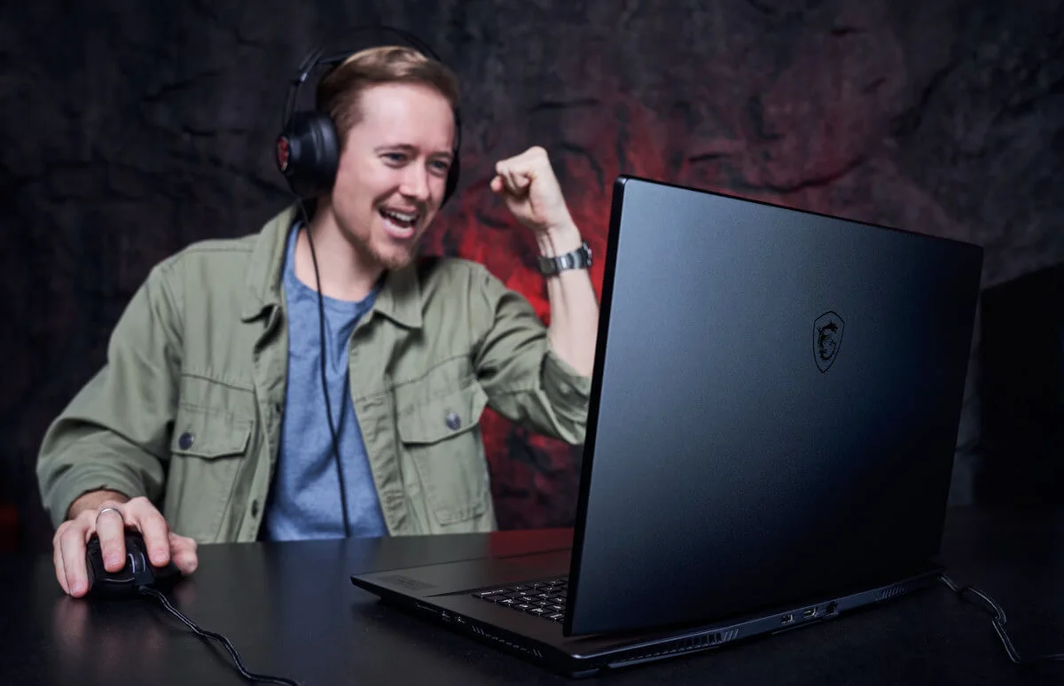 Szukasz laptopa z wydajną kartą graficzną? Sprawdź, co warto kupić nie tylko pod choinkę