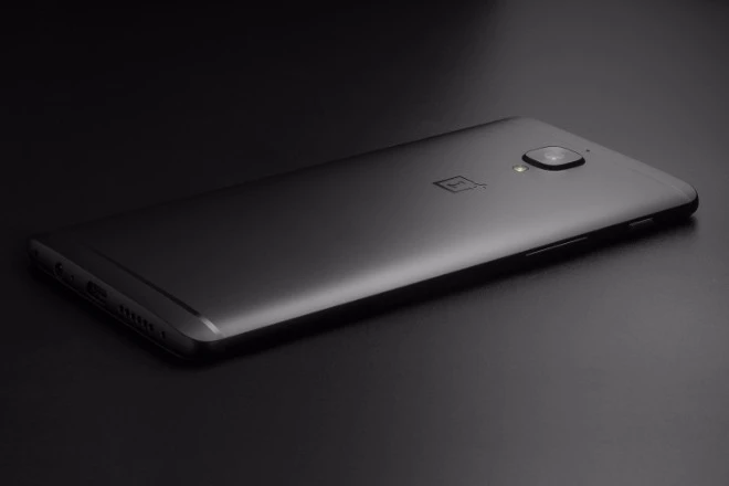 OnePlus 5 oficjalnie potwierdzony. Premiera w okresie letnim