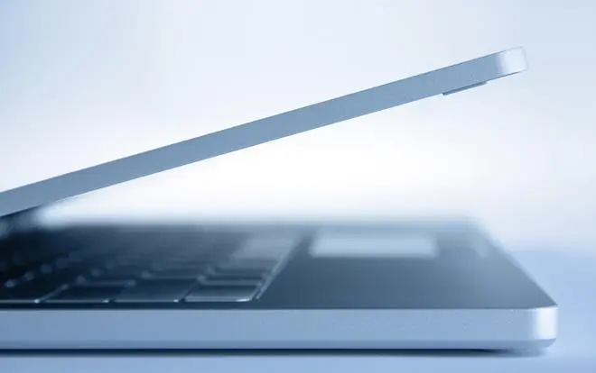 Sprzedaż komputerów stacjonarnych zaczyna drastycznie spadać