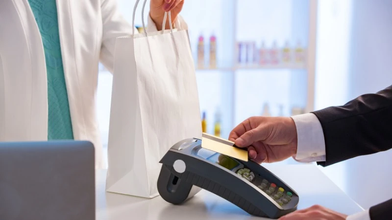 7 rozwiązań, które chronią cię, gdy płacisz zbliżeniowo