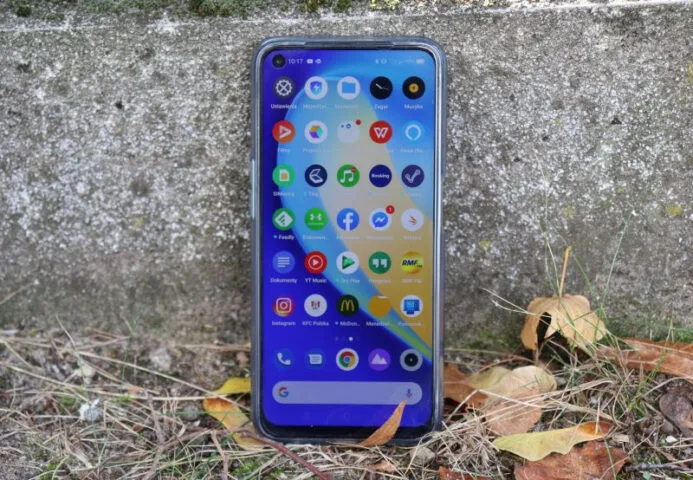 Realme 7 8/128GB z ekranem 90 Hz za 999 zł. Ciekawa promocja w RTV EURO AGD