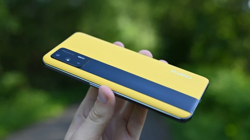 realme GT już w Polsce. Snapdragon 888 5G za mniej niż 2500 złotych