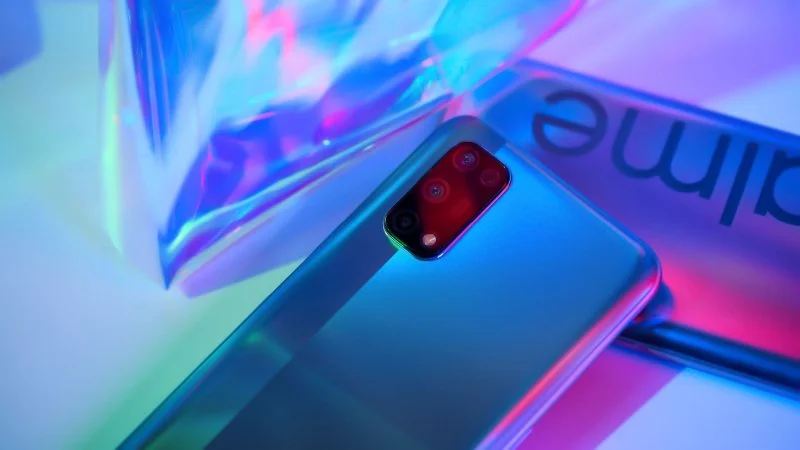 Premiery realme w Polsce. Będzie tani smartfon z 5G i słuchawki z ANC