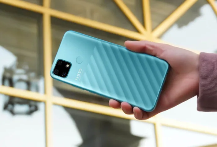 Smartfon dla graczy za 399 zł? realme narzo 30A debiutuje w Polsce