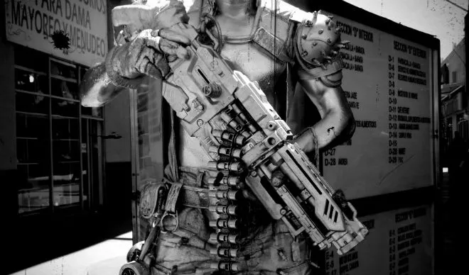 Naukowcy chcą powstrzymać rozwój robotów-zabójców