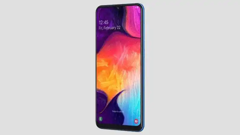 Samsung wprowadza do sprzedaży smartfon Galaxy A50