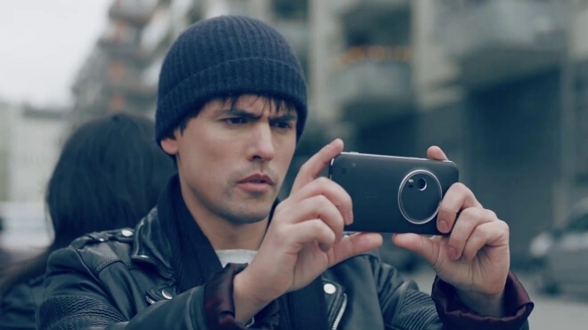 5 filmów o ZenFone Zoom od twórcy Kung Fury