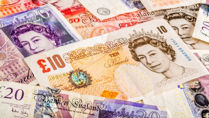 Santander przypadkiem wypłacił ponad 700 mln zł na konta klientów