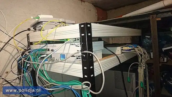 29-latek nielegalnie udostępniał telewizję cyfrową. Grożą mu 2 lata więzienia