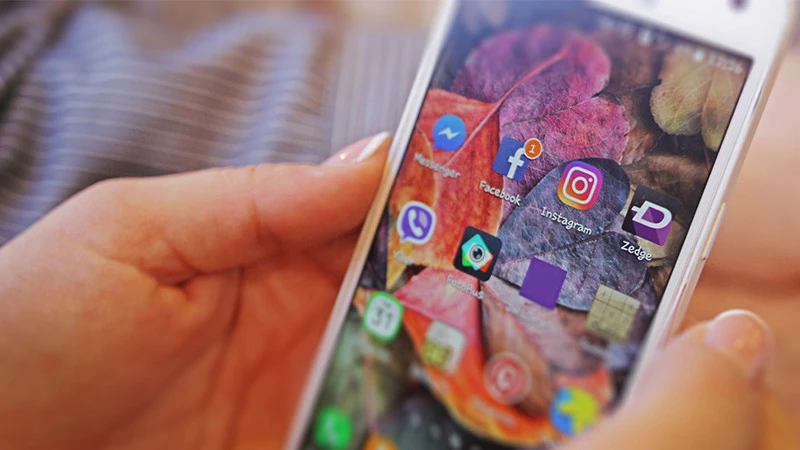 Być może już niedługo zaktualizujesz aplikacje na Androidzie bez logowania do konta Google