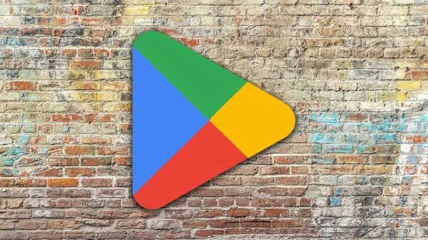 Sklep Play z kolejnymi reklamami. Kiedy to się skończy?