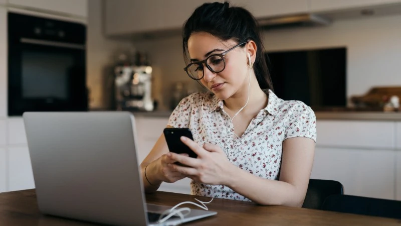 Smartfon z Androidem jako kamerka internetowa. Poradnik