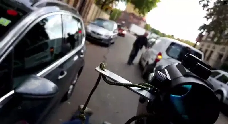 Masakra w Halle w Niemczech była transmitowana na Twitchu. Wideo wciąż w sieci