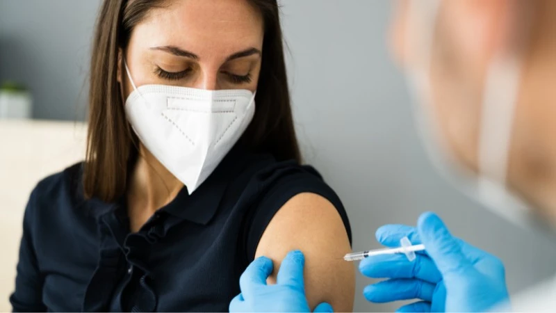 Skrócono ważność certyfikatu covidowego. Jak sprawdzić, kiedy wygasa?