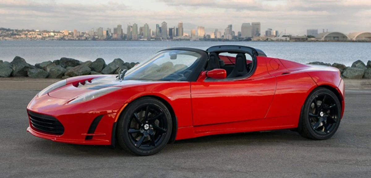 Tesla musi naprawić 130 tys. aut. AMD Ryzen się przegrzewa