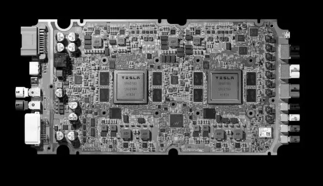Tesla prezentuje procesor, który umożliwi jazdę samochodem bez kierowcy. Zobaczcie wideo z testów