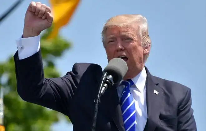 Gry wideo przyczyną agresji wśród młodzieży – twierdzi Donald Trump